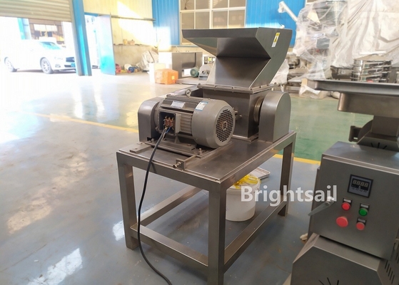 Công nghiệp thực phẩm Máy làm hạt nhỏ 50kg / H Máy xay thịt dừa